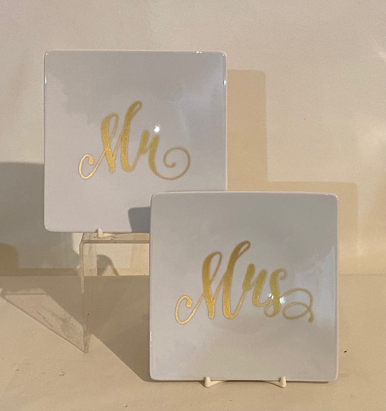 Mr & Mrs Plate