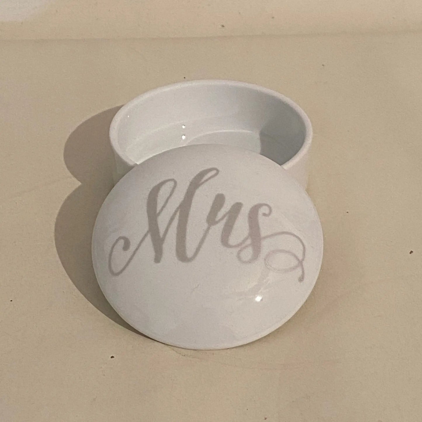 Mrs Keepsake Box Faust Heirlooms