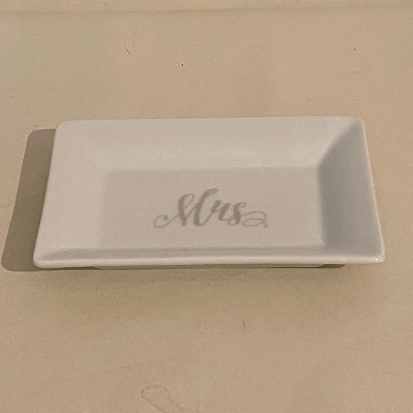 Mrs Ring Dish Faust Heirlooms